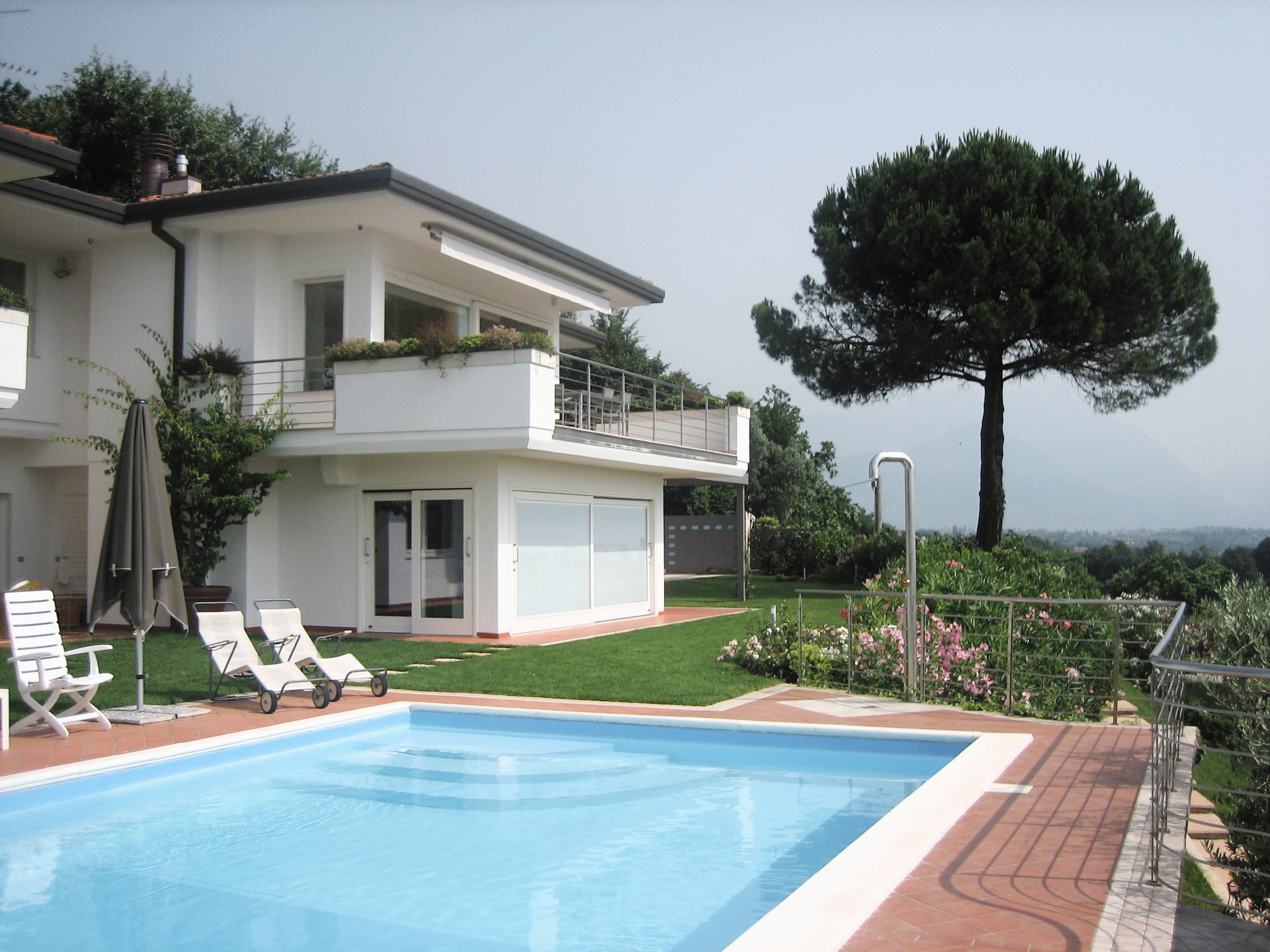 Villa FG